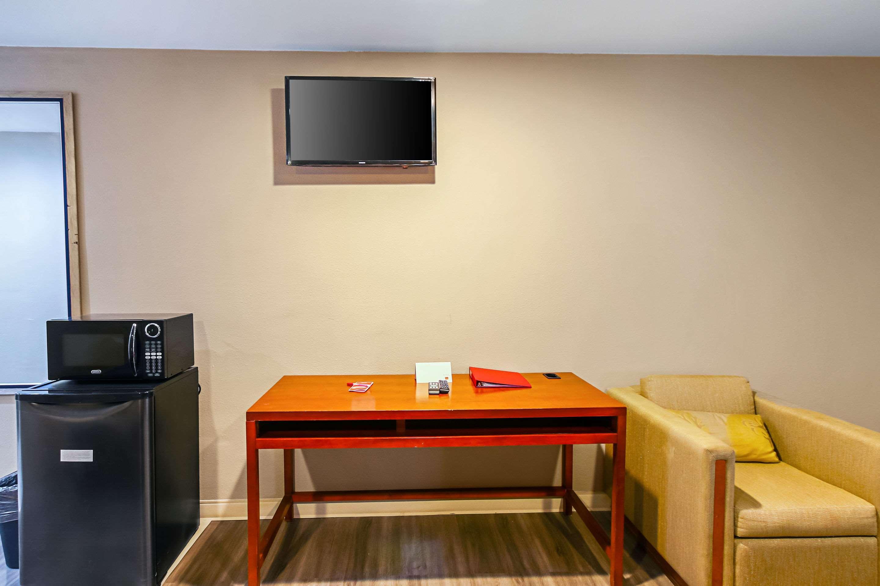 Econo Lodge San Bernardino I-215 Екстер'єр фото